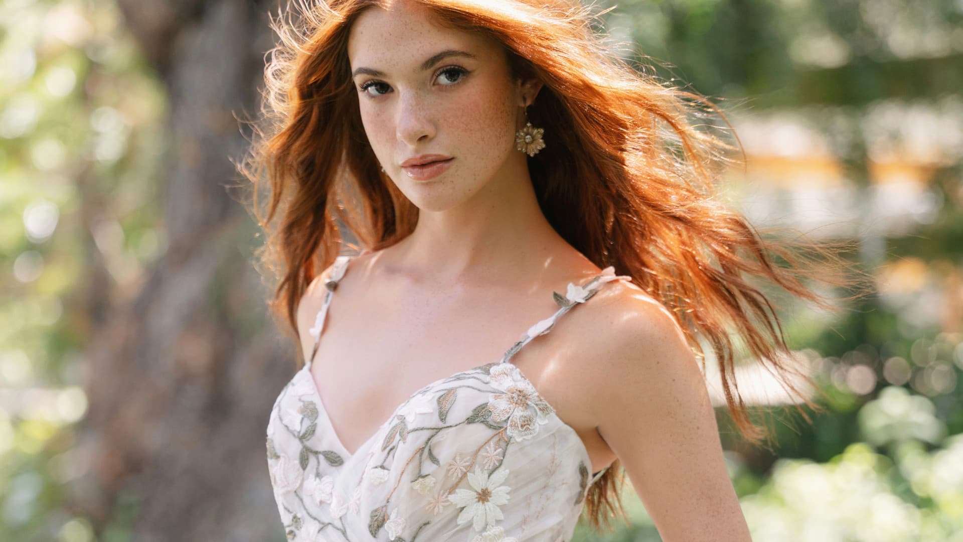 Allure Romance bridal collection background