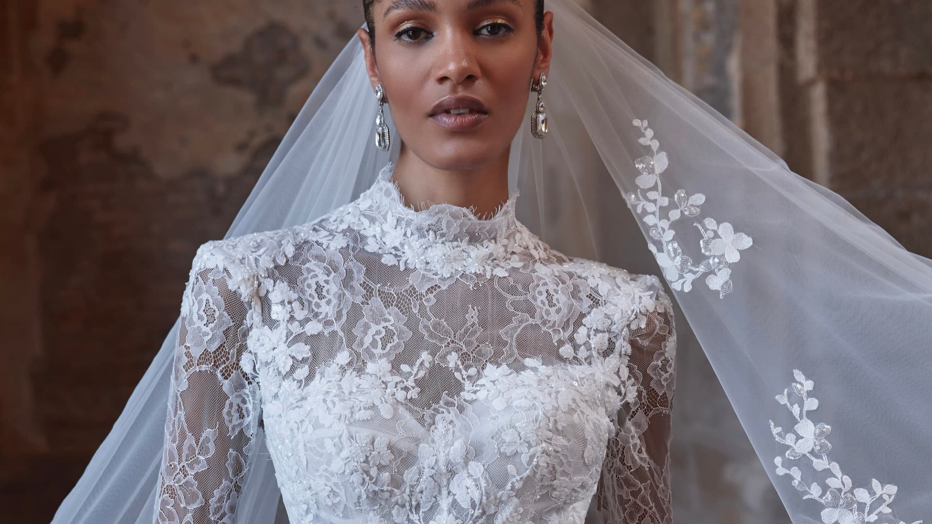 Veni Infantino bridal collection background