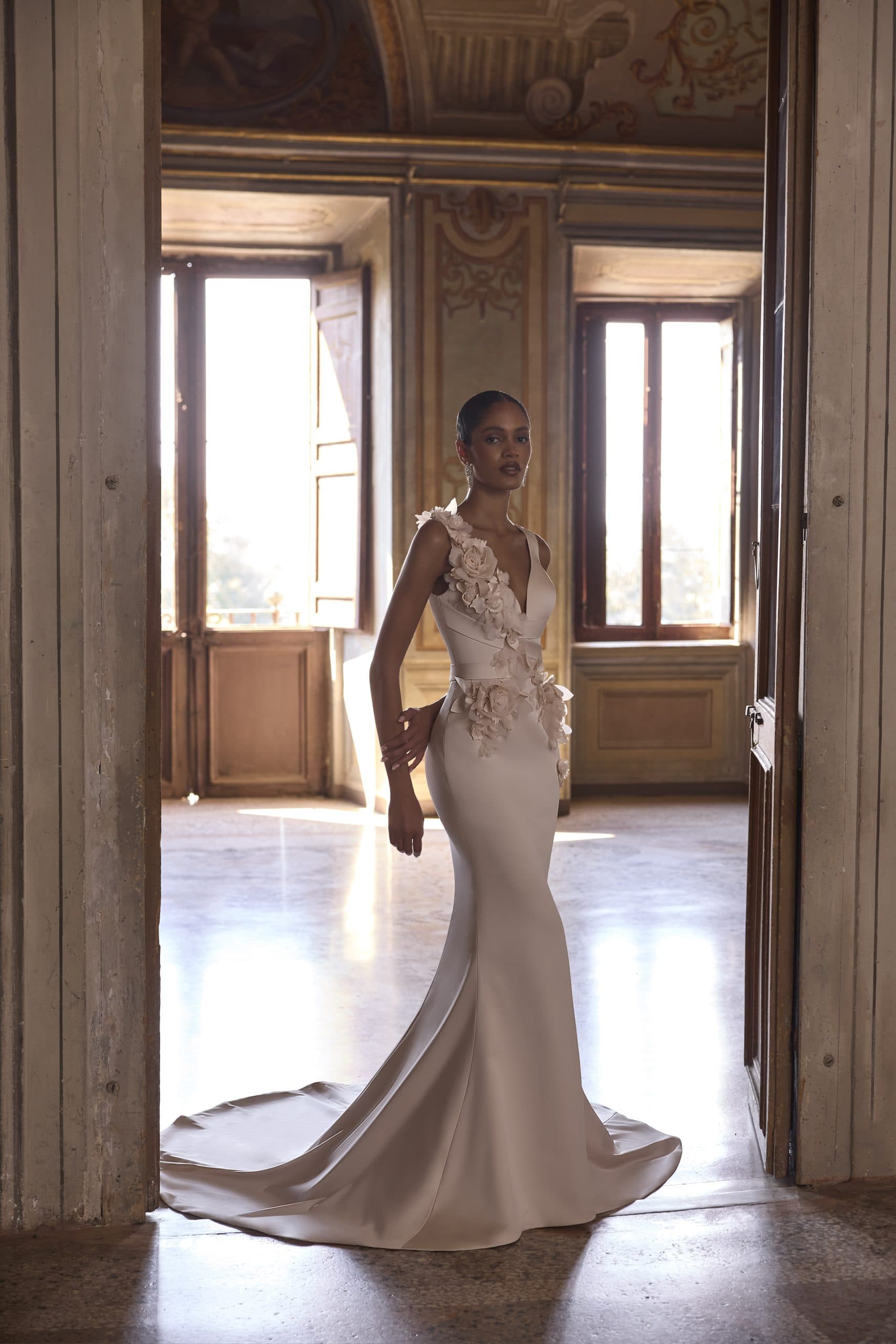 Asher 63268 - Veni Infantino wedding dress by Veni Infantino - This striking wedding dress is crafted from smooth, structur