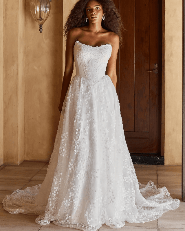 Oriel ML26687 - Madi Lane wedding dress by Madi Lane Oriel ML26687 by Madi Lane | Price: £1947| Stockist: TDR Bri... view 1