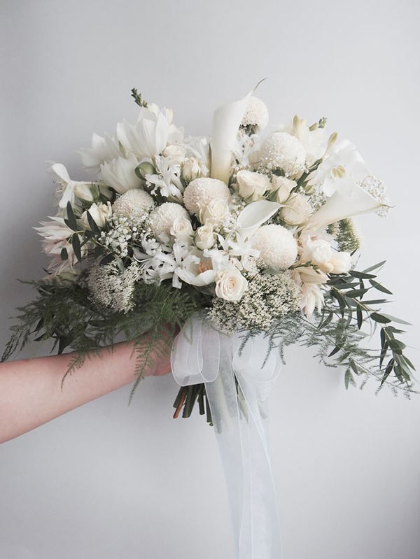 Modern Wedding Flowers