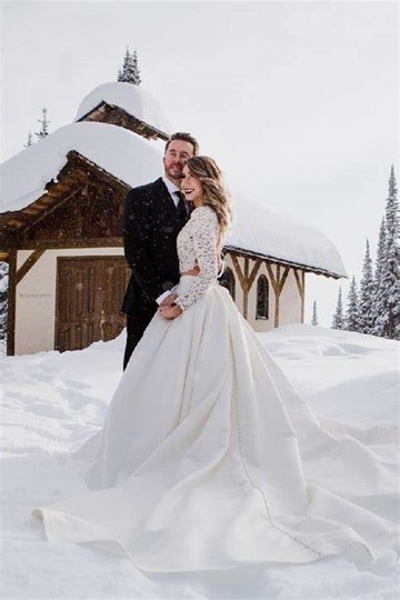 How to Style Your Wedding Dress for a Winter