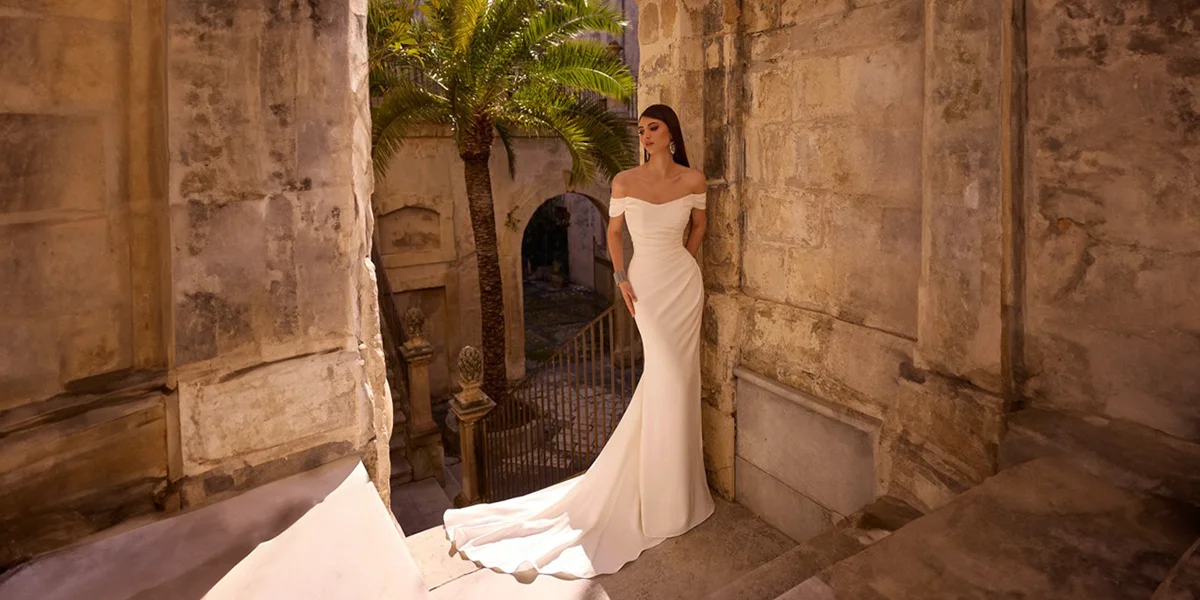 Minimalist Wedding Dresses