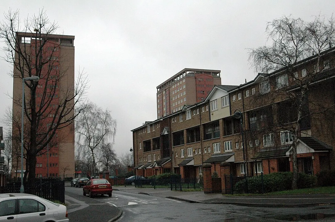 Flats_in_Duddeston,_Birmingham