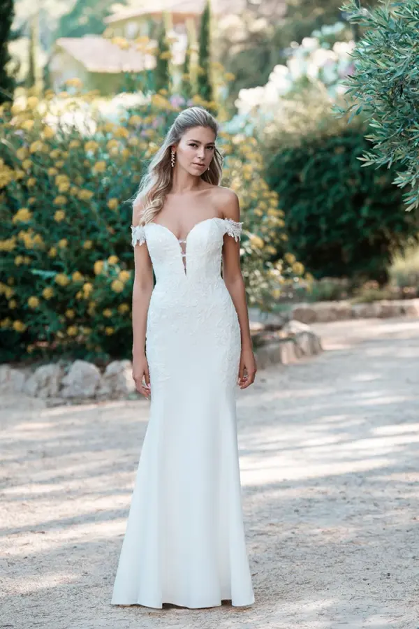 A1315 Allure Bridal