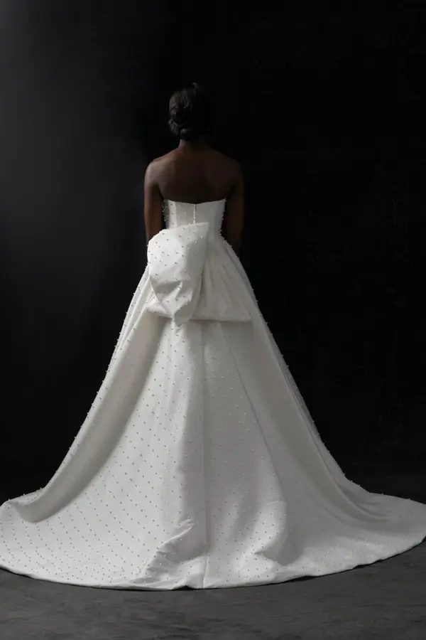 C766 Allure Couture